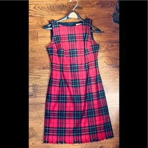 Sleeveless tartan shift with fringe hem